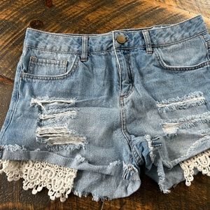 Lord and Taylor design lab denim shorts